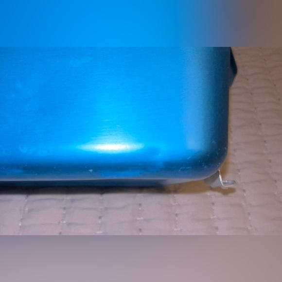 SIGG Light Weight Aluminum Food Container / Lunch Box - Picture 12 of 16